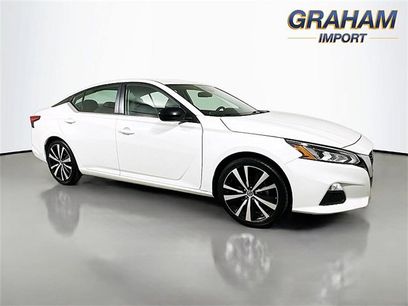 Used 2022 Nissan Altima 2.5 SR