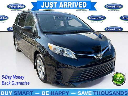Used 2020 Toyota Sienna LE FWD image 1