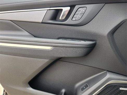 New 2025 Buick Enclave Sport Touring w/ Super Cruise Package image 16