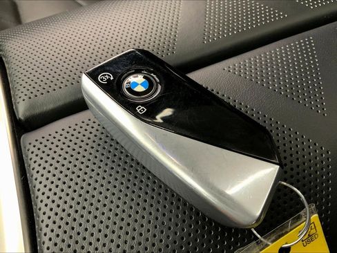 Used 2024 BMW i7 eDrive50 RWD image 19