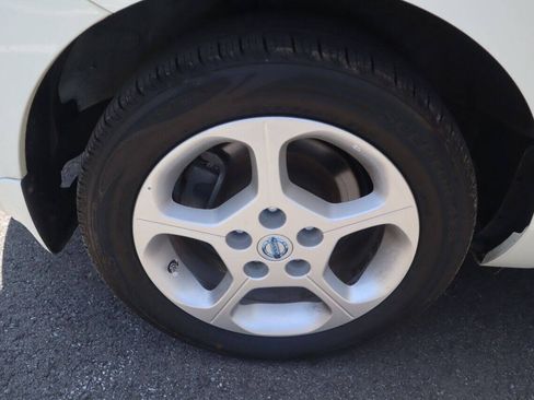 Used 2012 Nissan Leaf SL FWD image 39