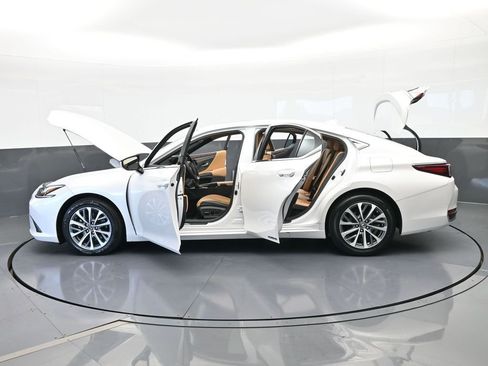 Used 2022 Lexus ES 300h w/ Premium Package image 68