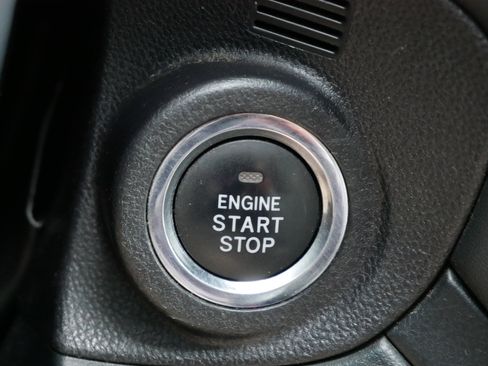 Used 2021 Subaru Outback Limited image 28