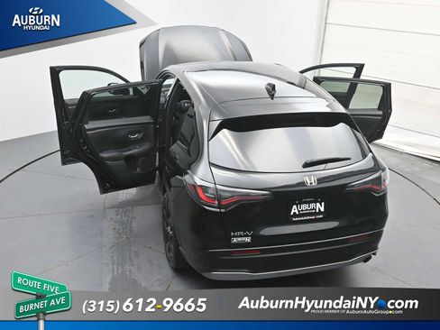 Used 2024 Honda HR-V Sport image 33