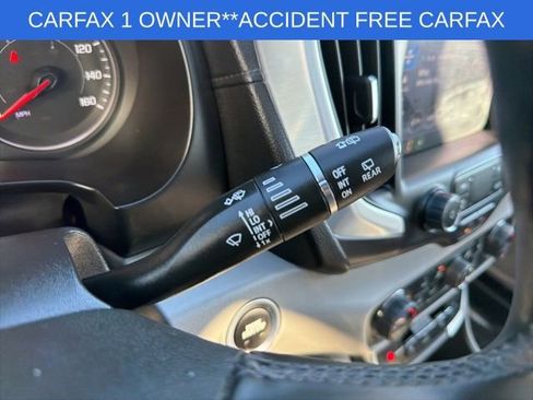 Used 2024 GMC Terrain SLT w/ Infotainment Package II image 31