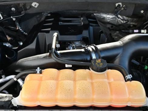 Used 2017 Ford F150 XL w/ Equipment Group 101A Mid image 17