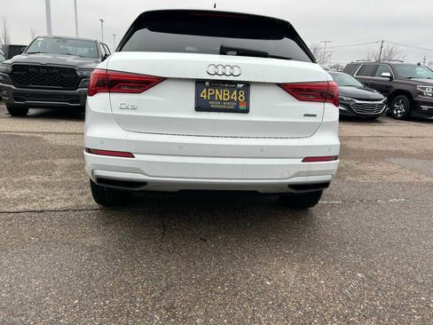 Used 2020 Audi Q3 2.0T Premium w/ Convenience Package image 9