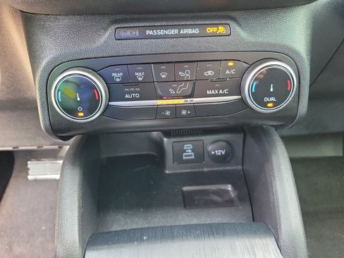 Used 2023 Ford Escape Active FWD image 11