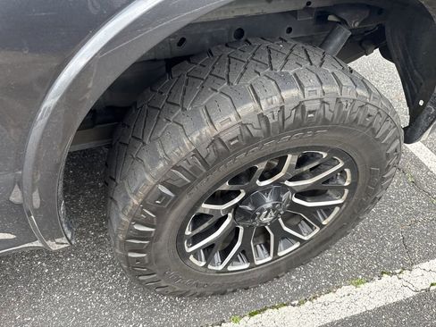 Used 2020 Ford F150 Lariat w/ Equipment Group 502A Luxury image 15