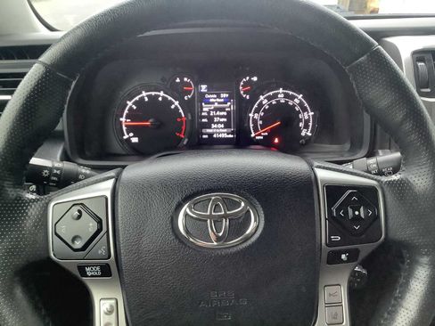 Used 2023 Toyota 4Runner SR5 Premium w/ Moonroof Package AWD/4WD image 16