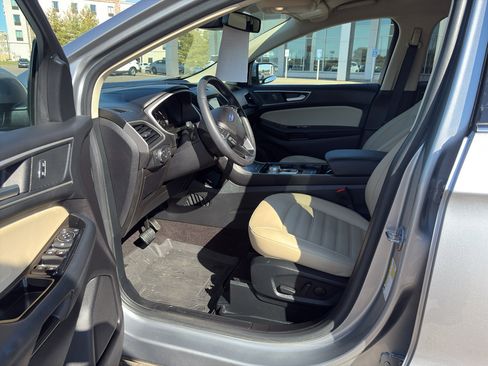 Used 2020 Ford Edge SEL w/ Convenience Package image 10