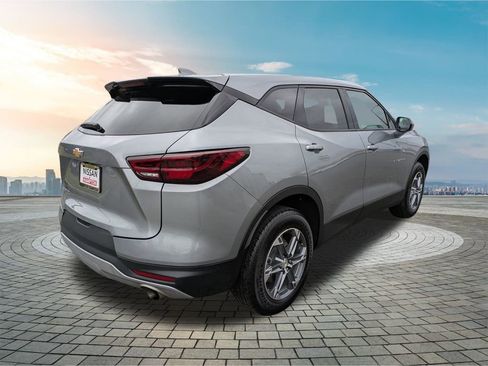 Used 2025 Chevrolet Blazer LT image 5