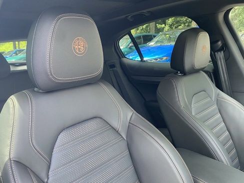 New 2025 Alfa Romeo Stelvio Sprint image 42