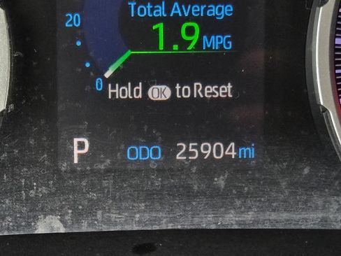 Used 2021 Toyota RAV4 LE FWD image 16