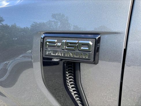 Certified 2025 Ford F150 Platinum w/ Equipment Group 702A High AWD/4WD image 8
