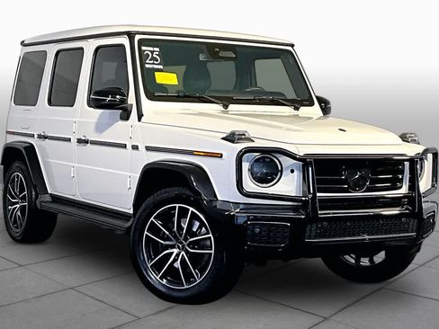 Used 2025 Mercedes-Benz G 550 image 3