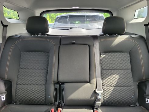 Used 2018 GMC Terrain SLE FWD image 13
