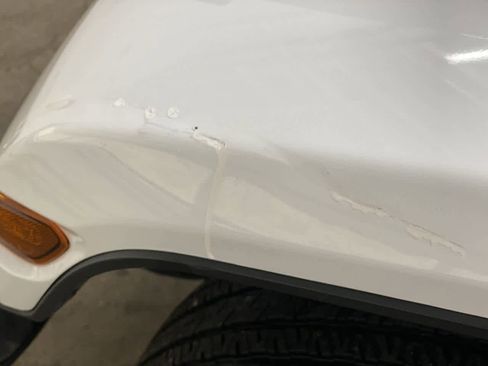 Used 2024 Jeep Wrangler Sahara image 31