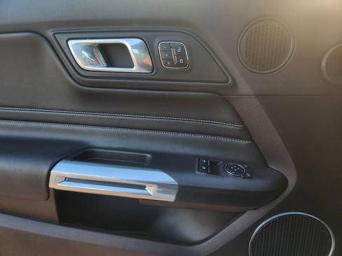 Used 2018 Ford Mustang Premium w/ Equipment Group 201A image 23