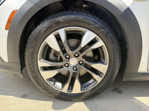 Used 2019 Buick Regal Essence w/ Sights and Sounds Package AWD/4WD image 12