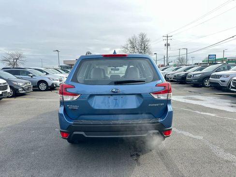 Certified 2023 Subaru Forester image 12