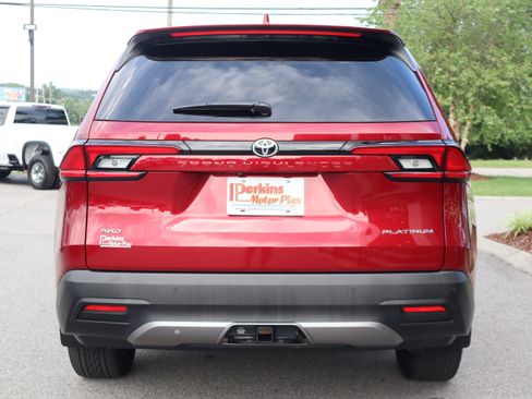 Used 2026 Toyota Grand Highlander AWD image 8