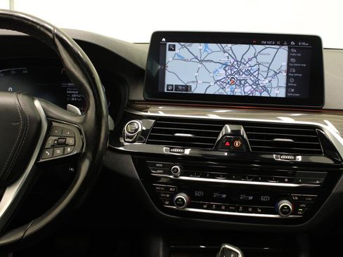 Used 2021 BMW 530i w/ Convenience Package RWD image 68