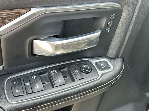 Used 2020 RAM 2500 Laramie AWD/4WD image 13