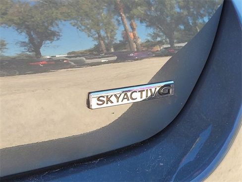 Used 2024 MAZDA MAZDA3 s image 11