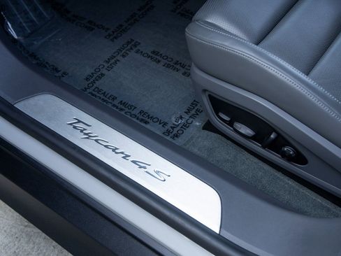 Used 2025 Porsche Taycan 4S image 27