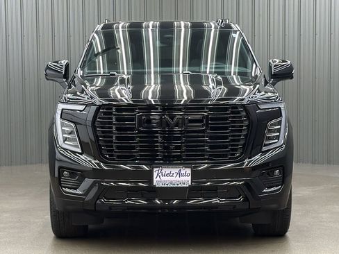 Used 2026 GMC Yukon Denali w/ Sun & Power Step Package image 8