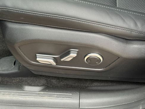 Used 2025 Hyundai Santa Fe SEL image 25