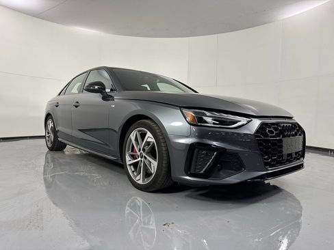 Used 2024 Audi A4 2.0T Premium Plus w/ Premium Plus Package image 3