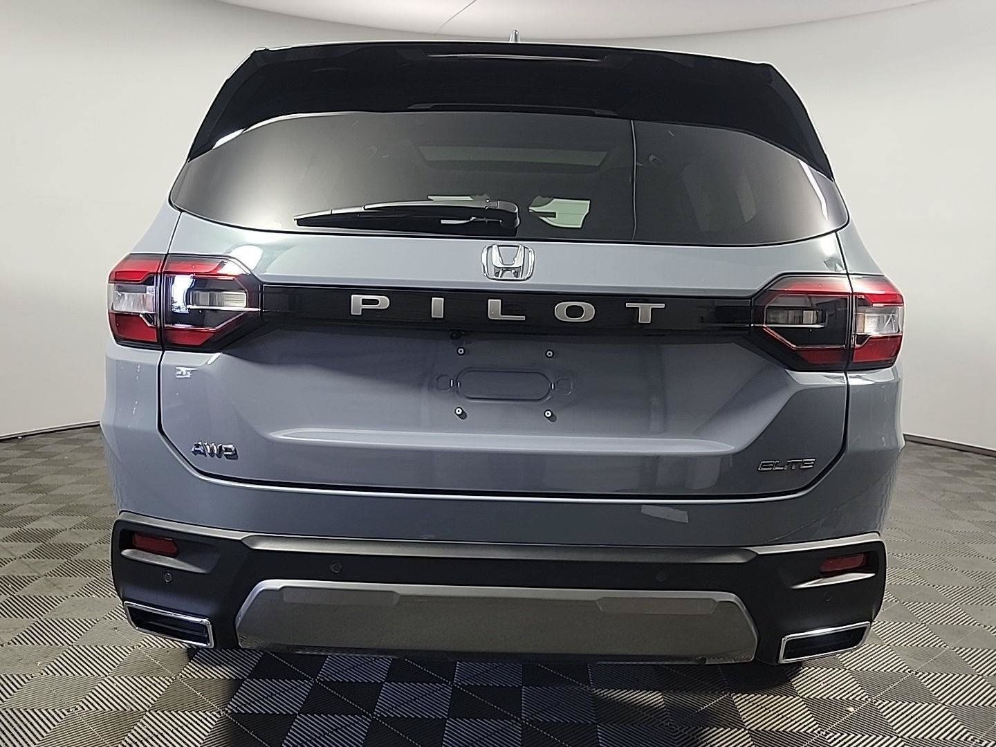 Certified 2026 Honda Pilot Elite image 5