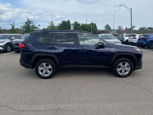 Used 2025 Toyota RAV4 XLE AWD/4WD image 9