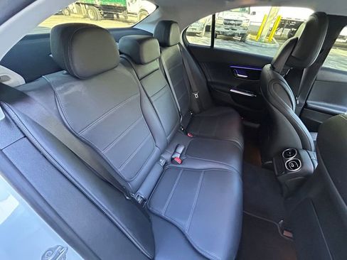 Used 2022 Mercedes-Benz C 300 Sedan image 33