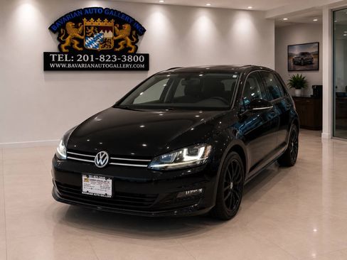 Used 2015 Volkswagen Golf SEL FWD image 1