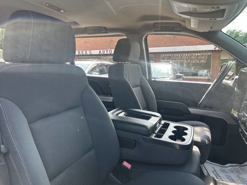 Used 2018 Chevrolet Silverado 1500 LT w/ All Star Edition AWD/4WD image 24
