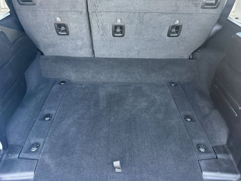 Used 2024 Jeep Wrangler Unlimited Rubicon 4xe AWD/4WD image 16