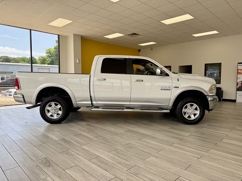 Used 2013 RAM 2500 Laramie w/ Convenience Group AWD/4WD image 5