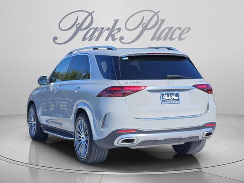 Certified 2024 Mercedes-Benz GLE 580 4MATIC image 3