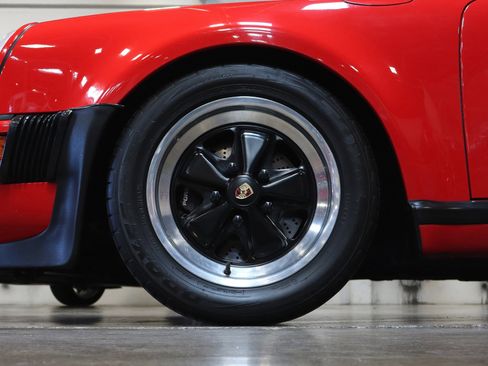 Used 1988 Porsche 911 Carrera image 13