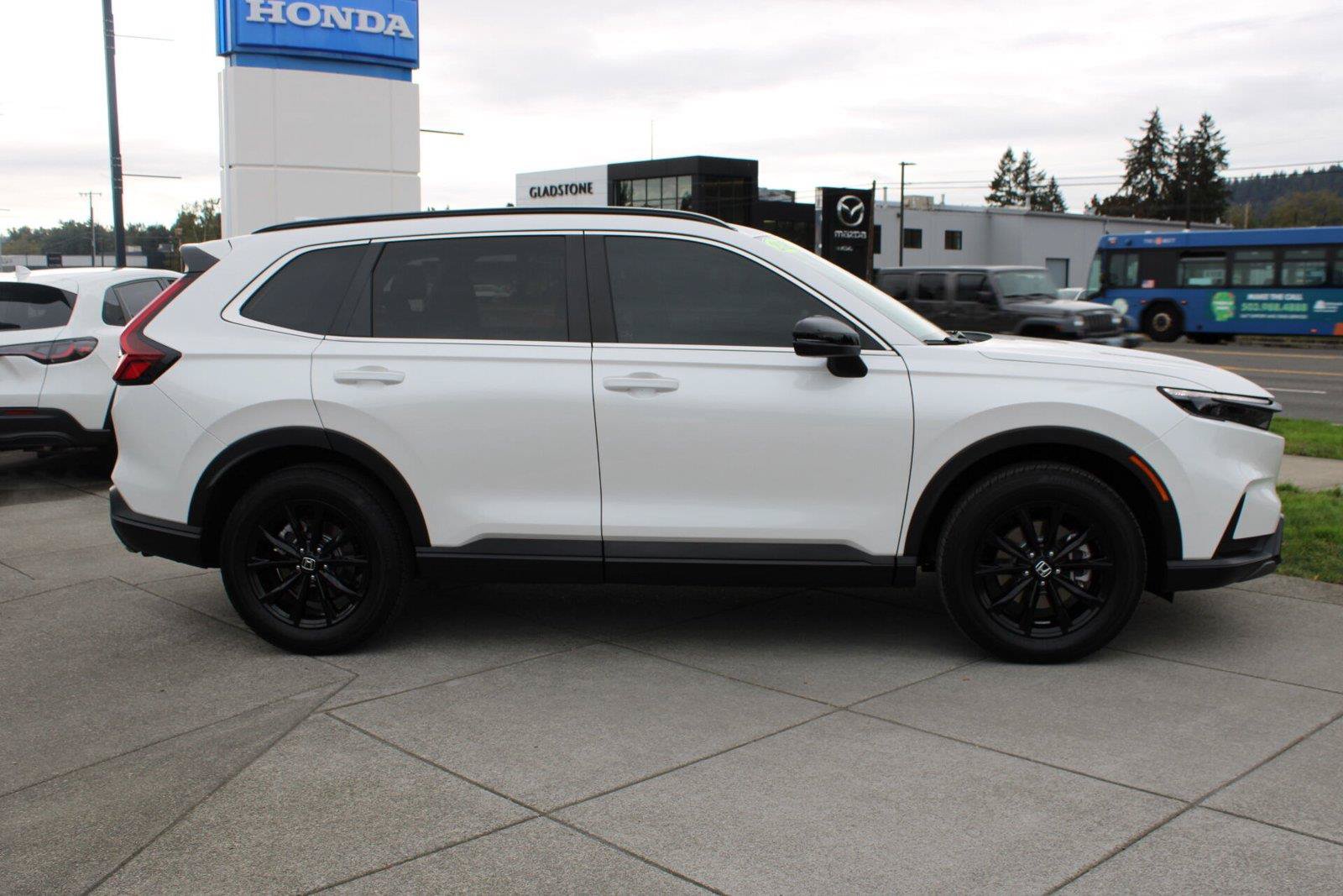 Used 2025 Honda CR-V Sport image 6