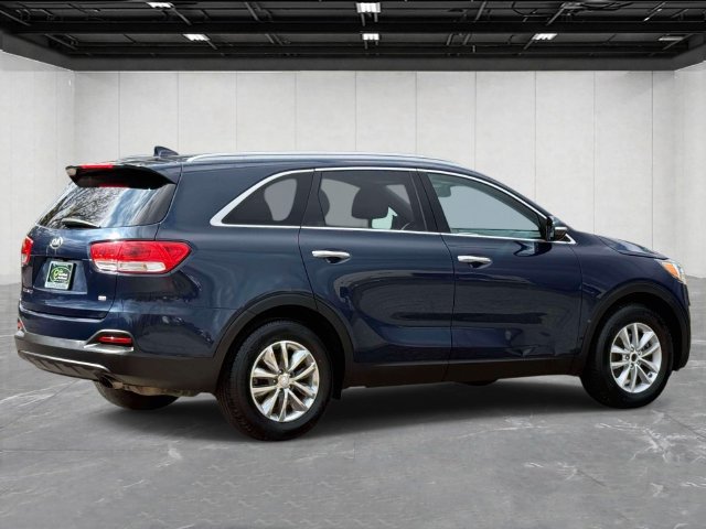 Used 2018 Kia Sorento FWD image 5