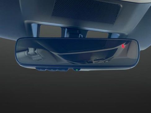 Used 2024 Subaru Outback Onyx Edition image 31