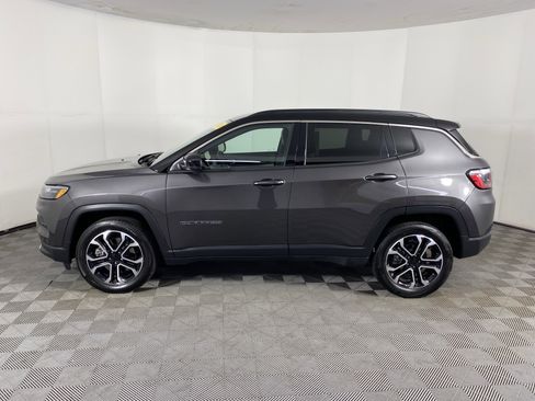 Used 2024 Jeep Compass Limited AWD/4WD image 10