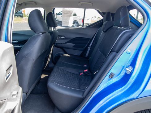 Used 2021 Nissan Kicks SV image 26