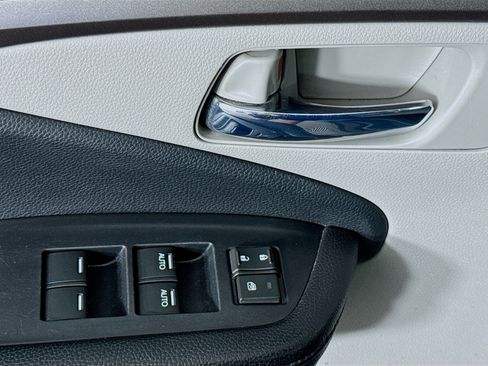 Used 2019 Honda Pilot EX image 23