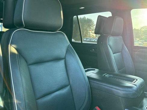 Used 2021 GMC Yukon SLT w/ SLT Luxury Plus Package image 11