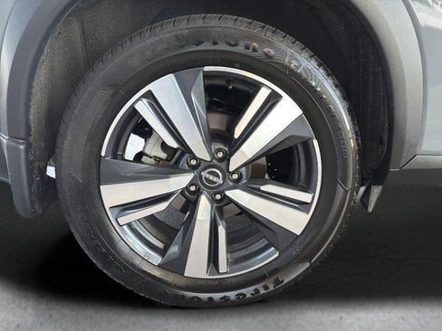 Certified 2022 Nissan Rogue SL w/ SL Premium Package AWD/4WD image 25